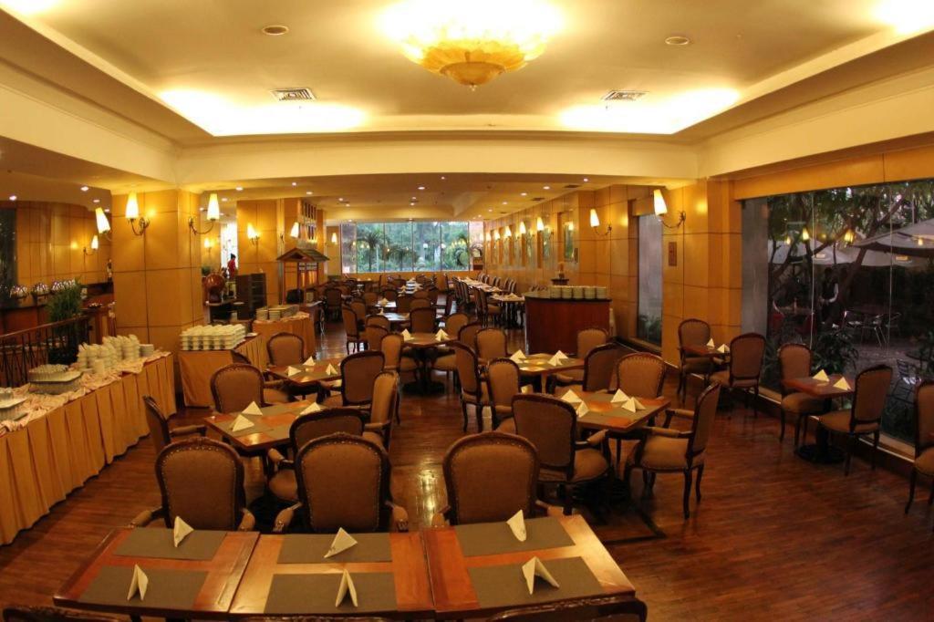 Oasis Amir Hotel Jakarta Exteriör bild